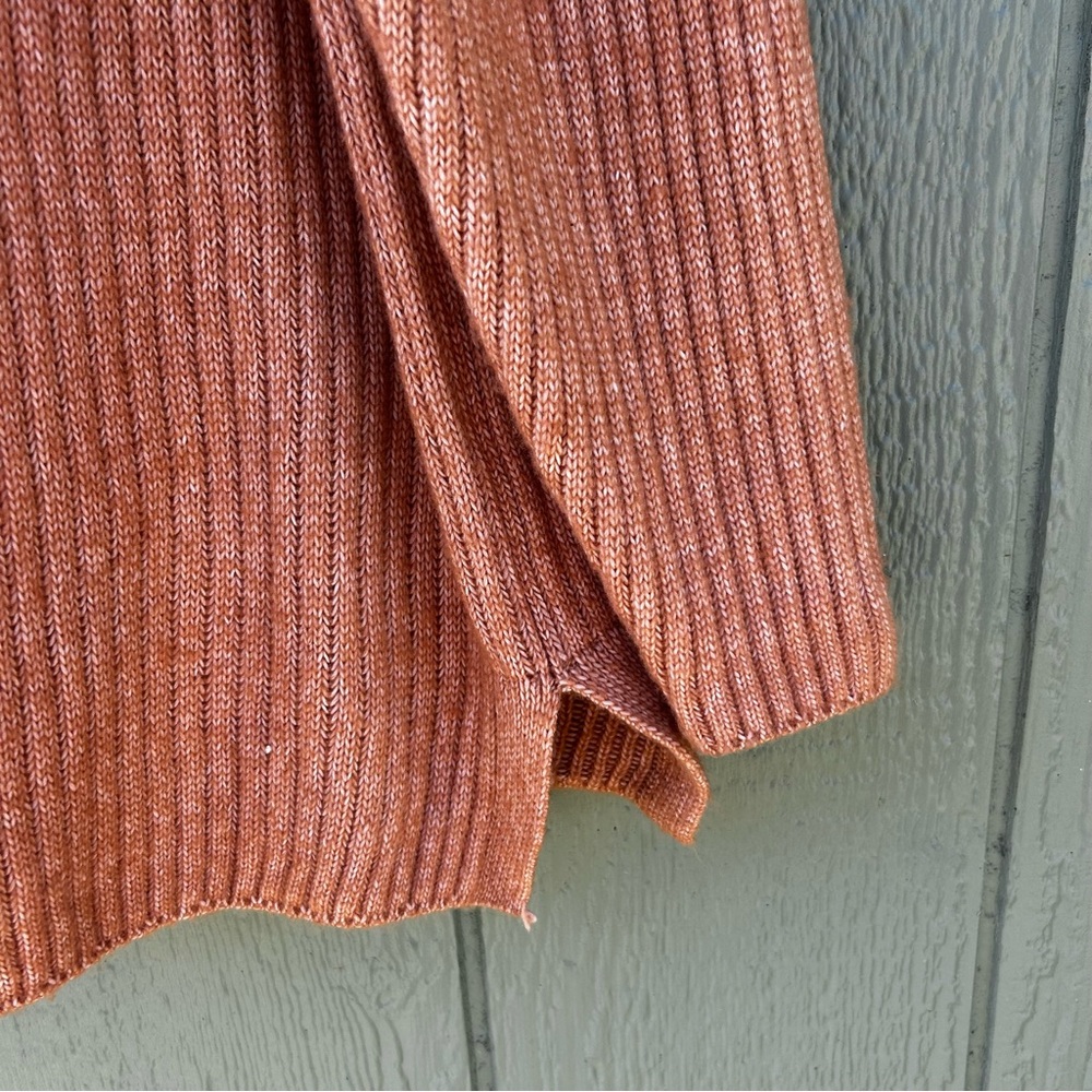 Elizabeth & James Ribbed Sweater - Picture 2 of 5